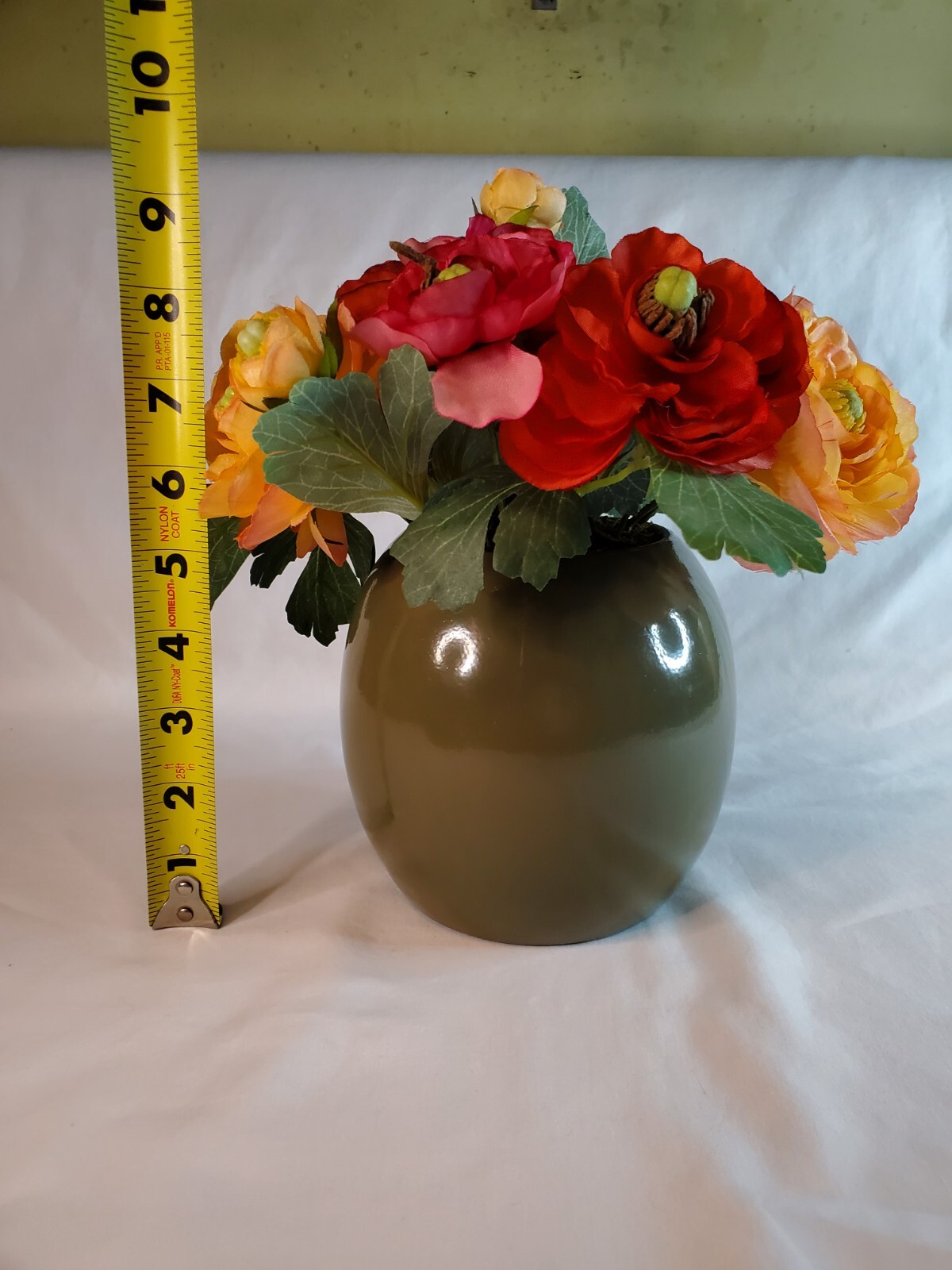 Pier 1 Imports Ranunculus Flower Bouquet Arrangement in Ceramic Pot