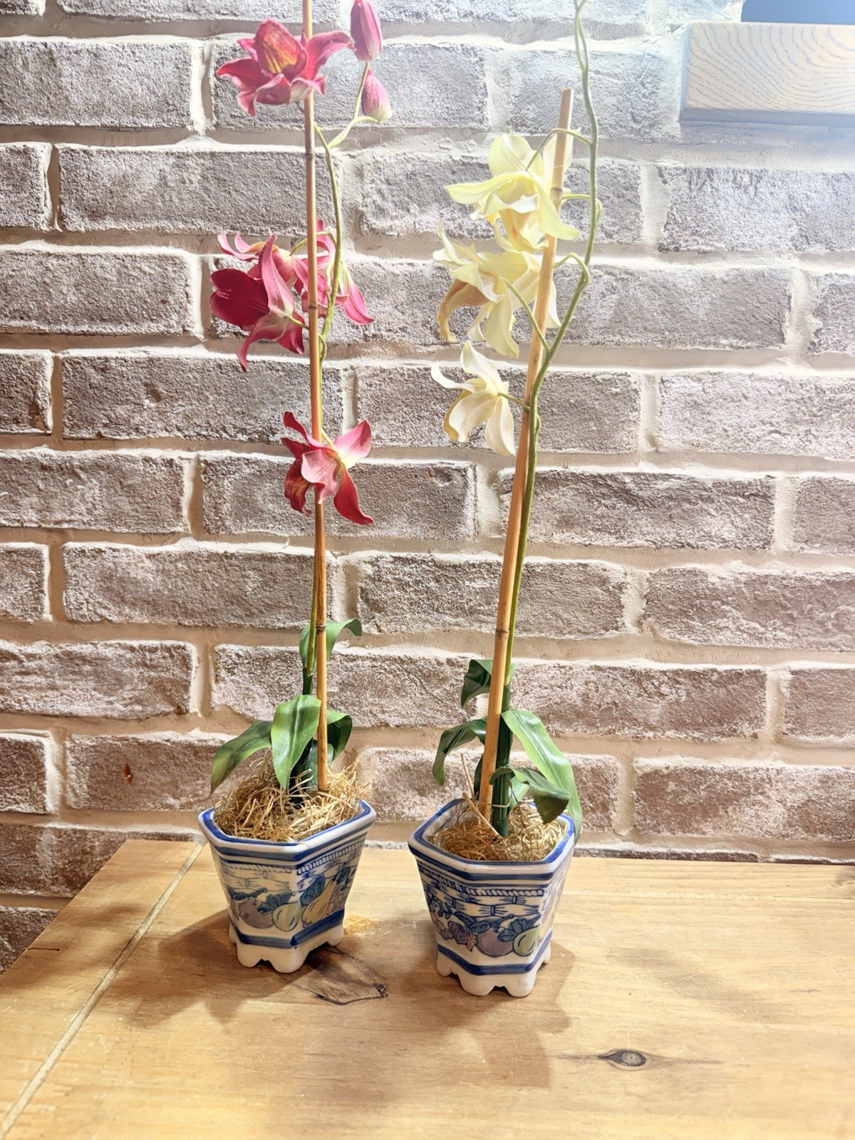 Set Of 2 Vtg Blue White Chinoiserie Ceramic Pot Pink & Yellow Artificial Orchid