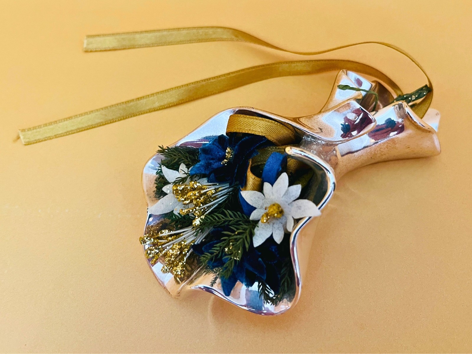 Jewelry Home Deco Vintage Italian ARDÈ Laminato AG Floral Jewel Preserved Flower