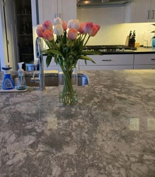 TULIPS FAKE ARTIFICIAL FLOWER FLORAL ARRANGEMENT SILK FLOWERS CERAMIC VASE NEW