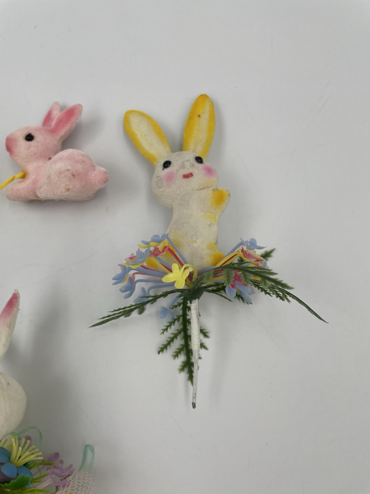 5 VTG Lot Flocked Easter Bunny Rabbit, Egg, Floral Pick Plastic Decoration A20