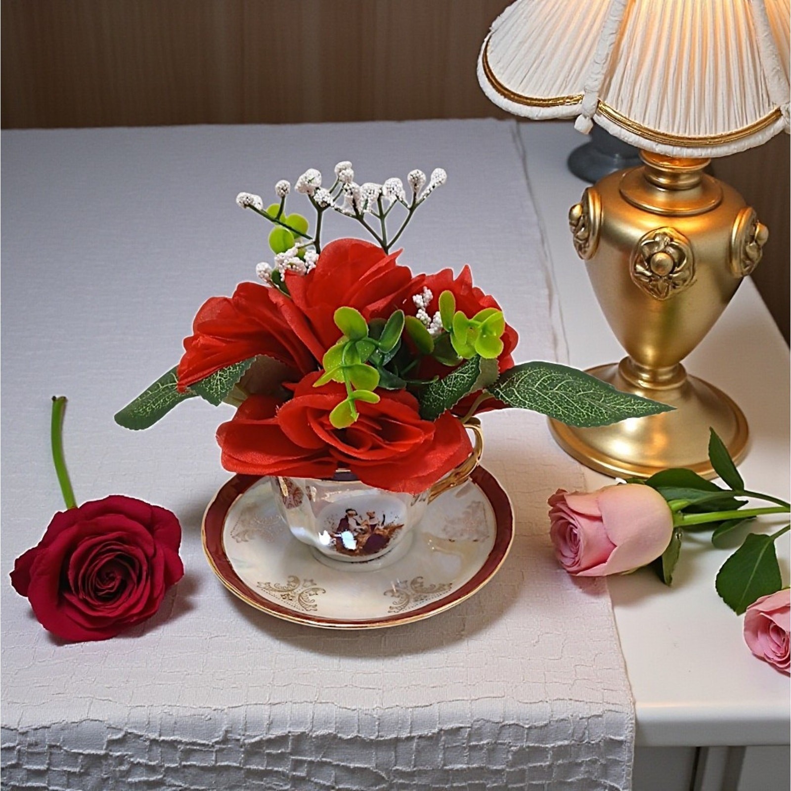 Silk Floral Arrangement Red Roses Leafy Tea Party Cup POP-IN Love Romantic Gift
