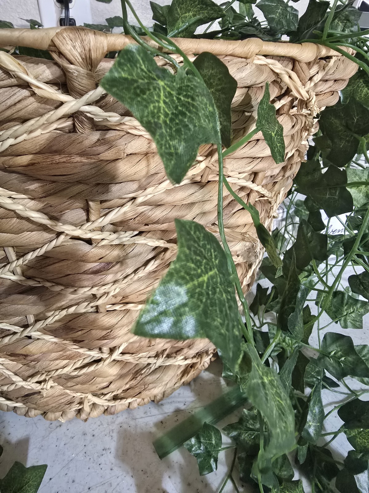 Fake Vines for Room Decor(12 Pack 84 Feet) Aesthetic Artificial Plant Ivy Leaves