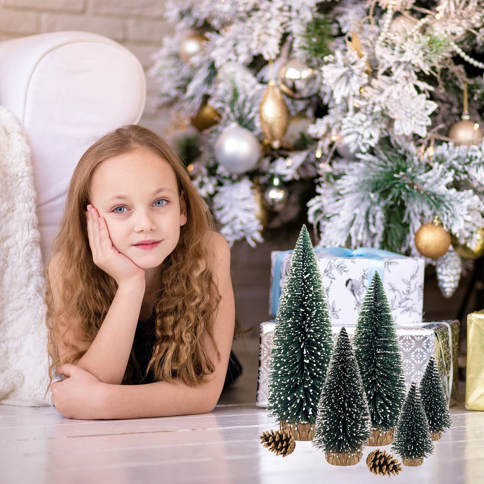 Mini Christmas Tree Desktop Miniature Pine Sisal Bottle Brush Wooden Base