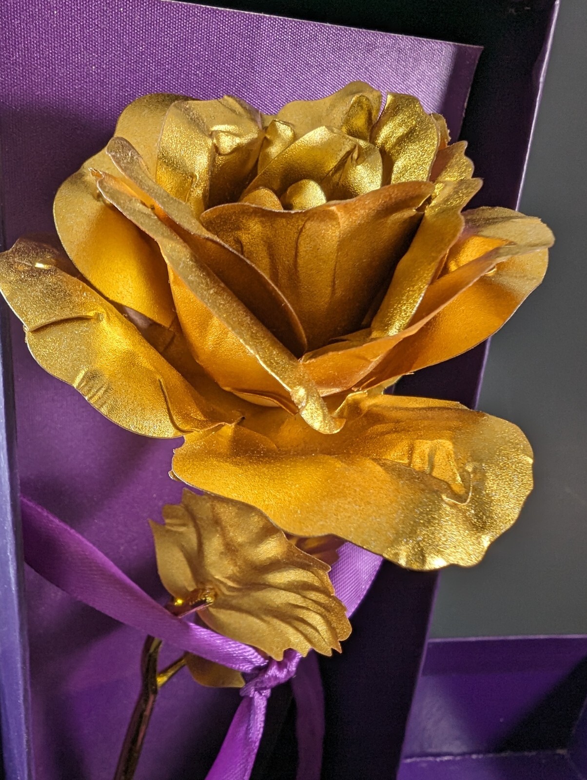 Genuine 24K Gold Rose. 10 inch tall. Forever rose.