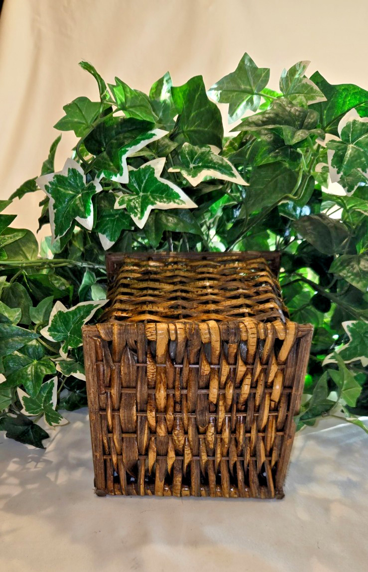 Artificial Ivy Plant in a Ledge Basket