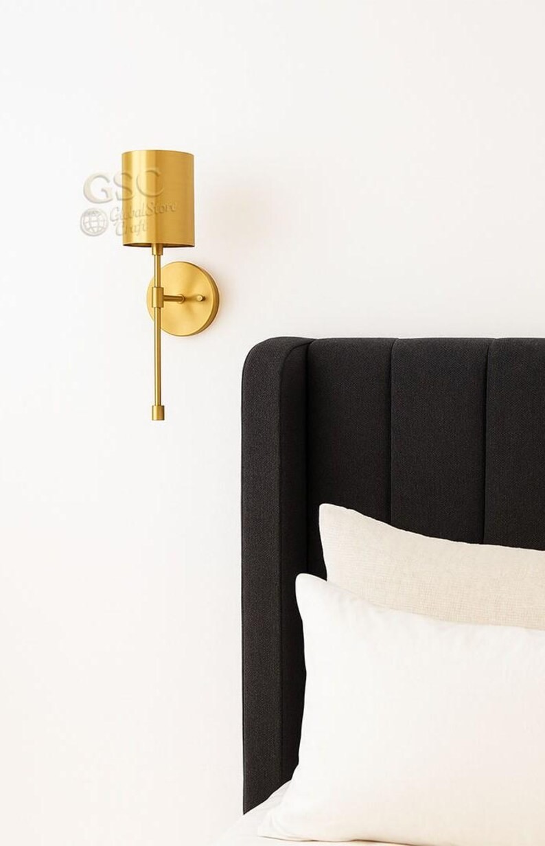 Modern Brass Wall Sconce – Minimalist Gold Finish Light Fixture for Bedroom, Liv
