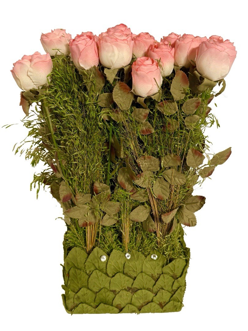 VTG French Country Roses Nearly Natural Arrangement Pink Floral 16” Decorative