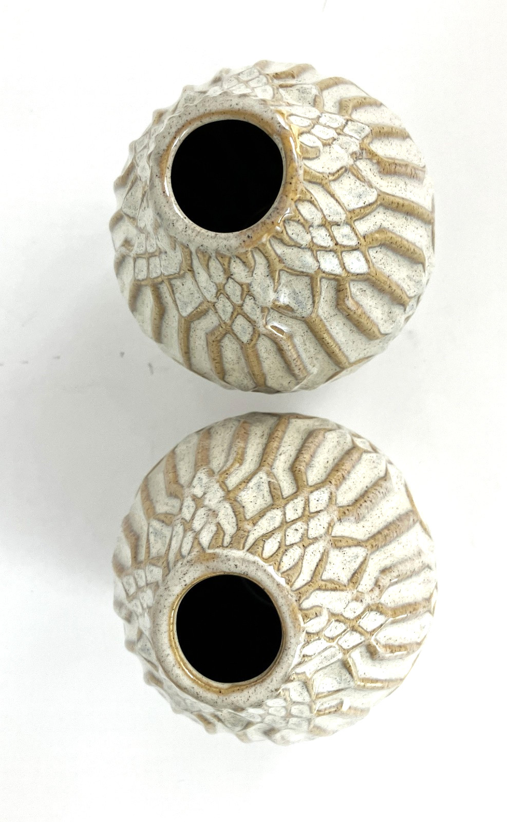 Ceramic Flower Vase Pair With Geometric Brown and Grey Design – 4.5″ H x 3.5″ W