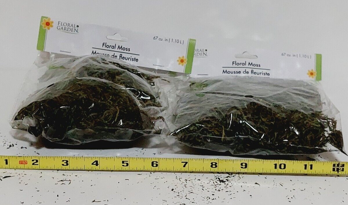 Lot of 2 Floral Garden Floral Moss 1.10 L Flower Arrangements Dioramas Village