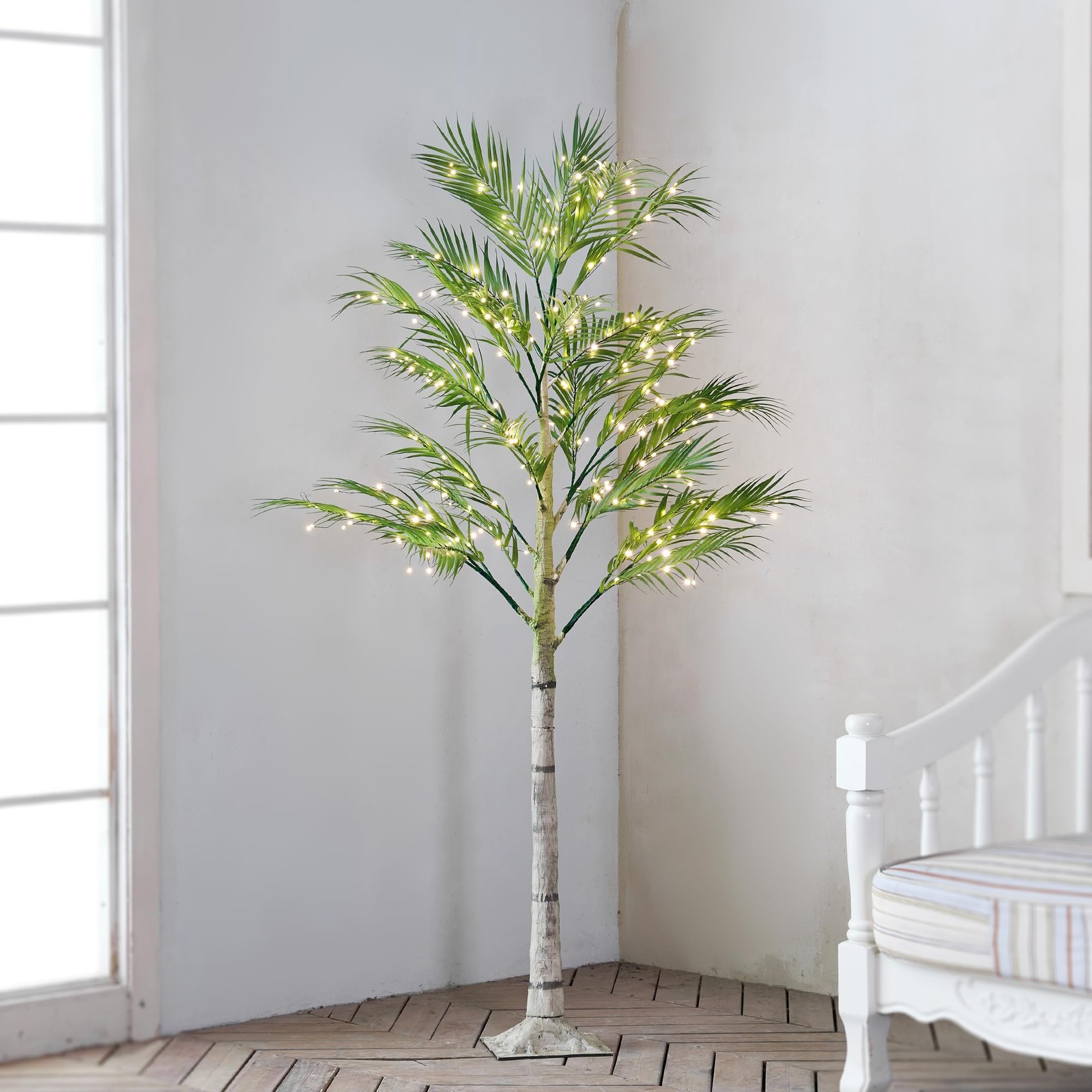 6FT Lighted Palm Tree with 224 Fairy Lights, Lifelike Faux Tropical Areca Pal…