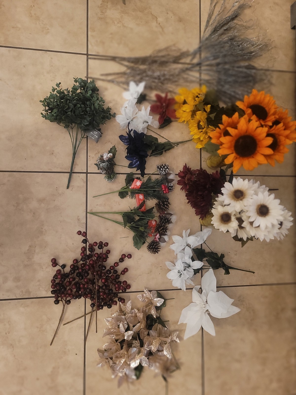 New Artificial Flower Stem Lot Sunflowers Poinsettias Berries Craft Supplies