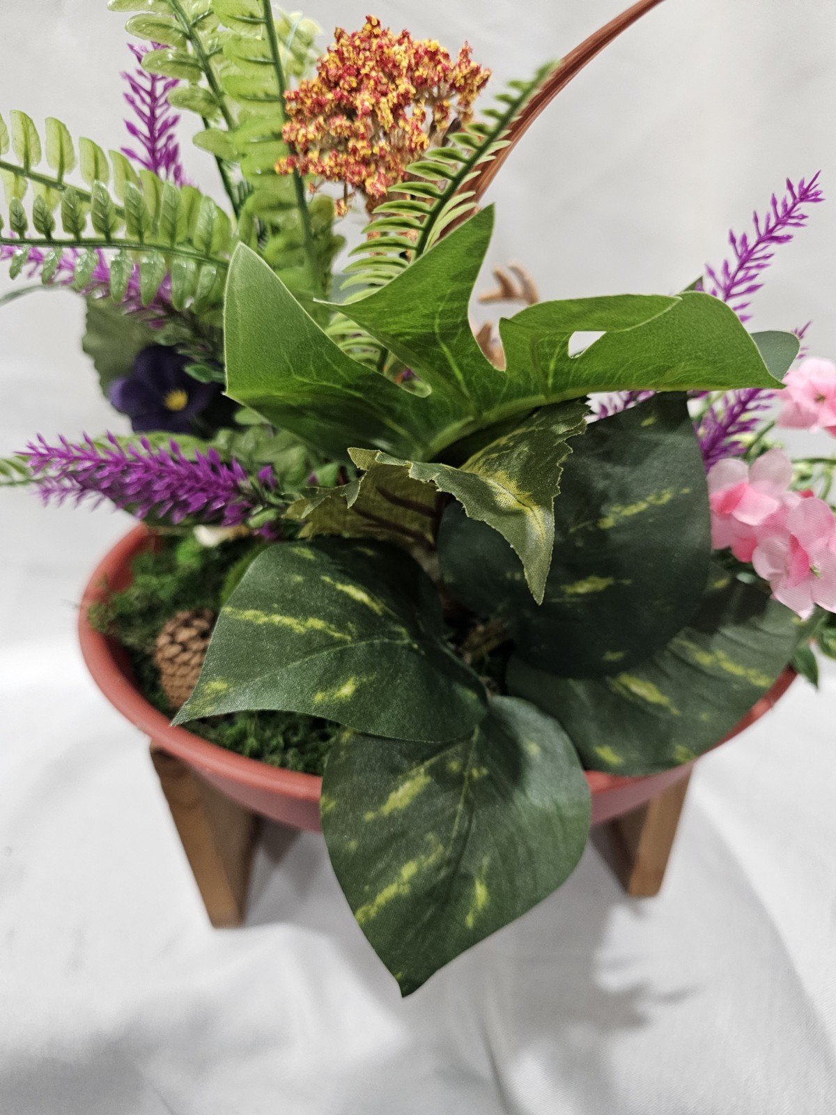 Dish Garden Artificial Flowers Arrangement THE DEER FAMILY Woods lake & more