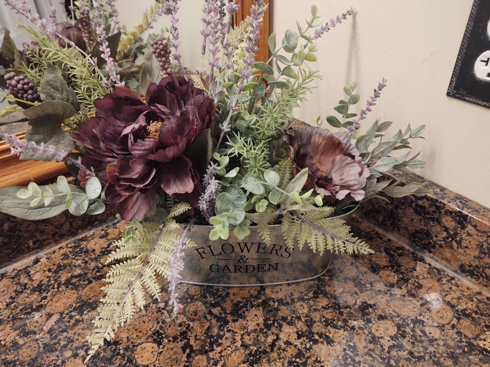 Floral Arrangement, Housewarming Gift, Flower Arrangement Wooden Box, Home Decor