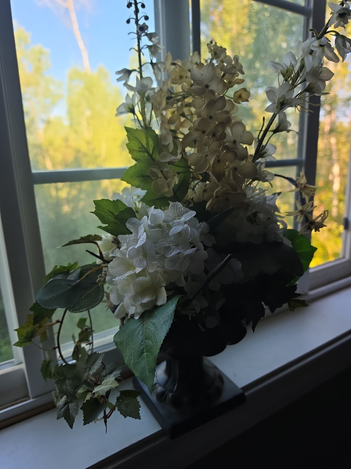 FLOWER Arrangement In URN from BOMBAY
