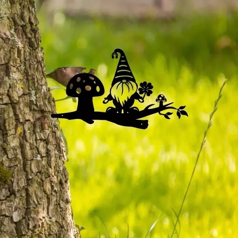 Whimsical Metal Branch Gnome Wall Art – Garden Party Home Decoration