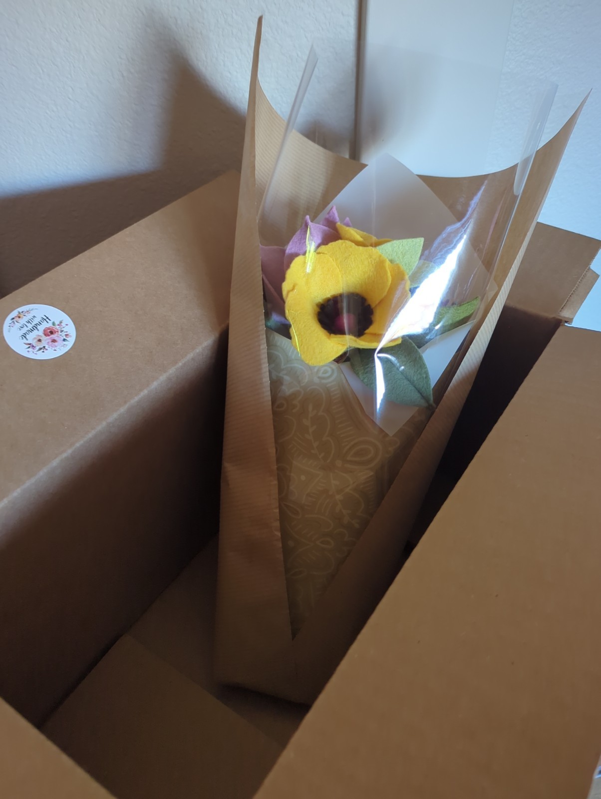 Beautiful Hand Cut Wool Blend Felt Flower Bouquet Gift Wrapped/Great Gift Idea!