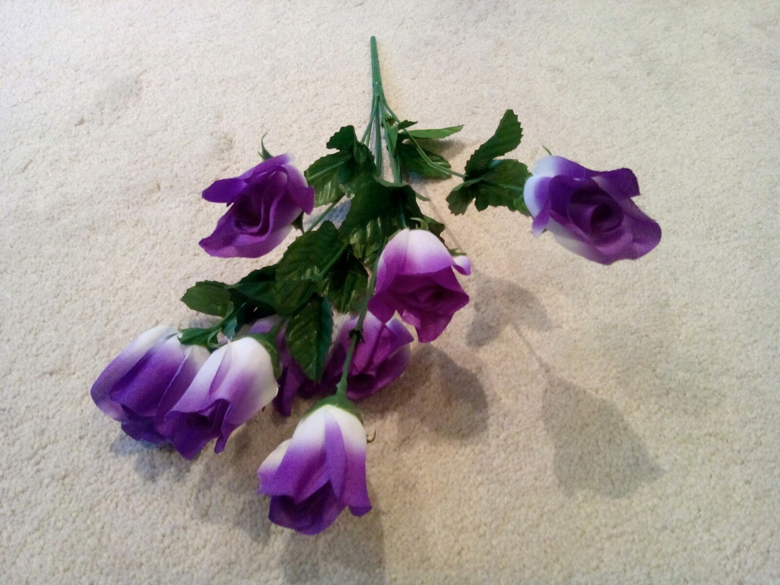 Vintage Single 16″ Artificial Green Stem & Leaves With 8 Purple And White Tulips
