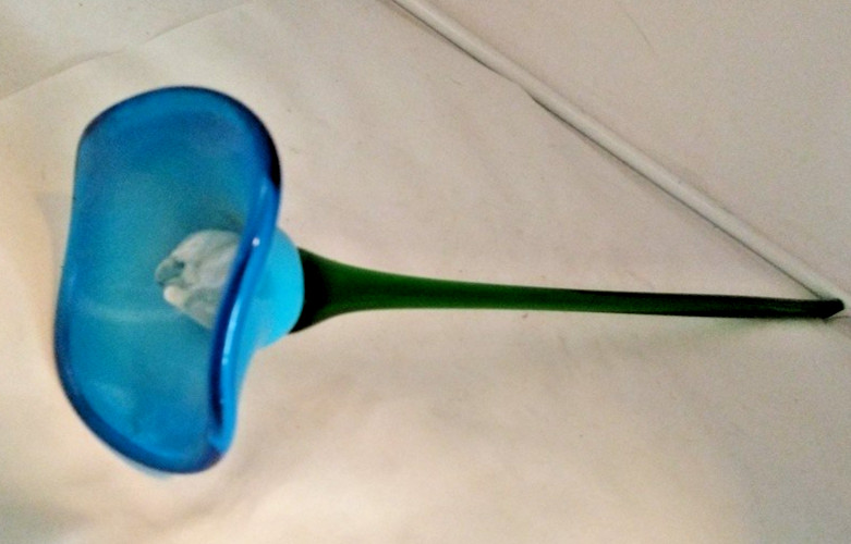 Vintage Murano Style Hand Blown Art Glass Long Stem Blue Calla Lily Flower B2