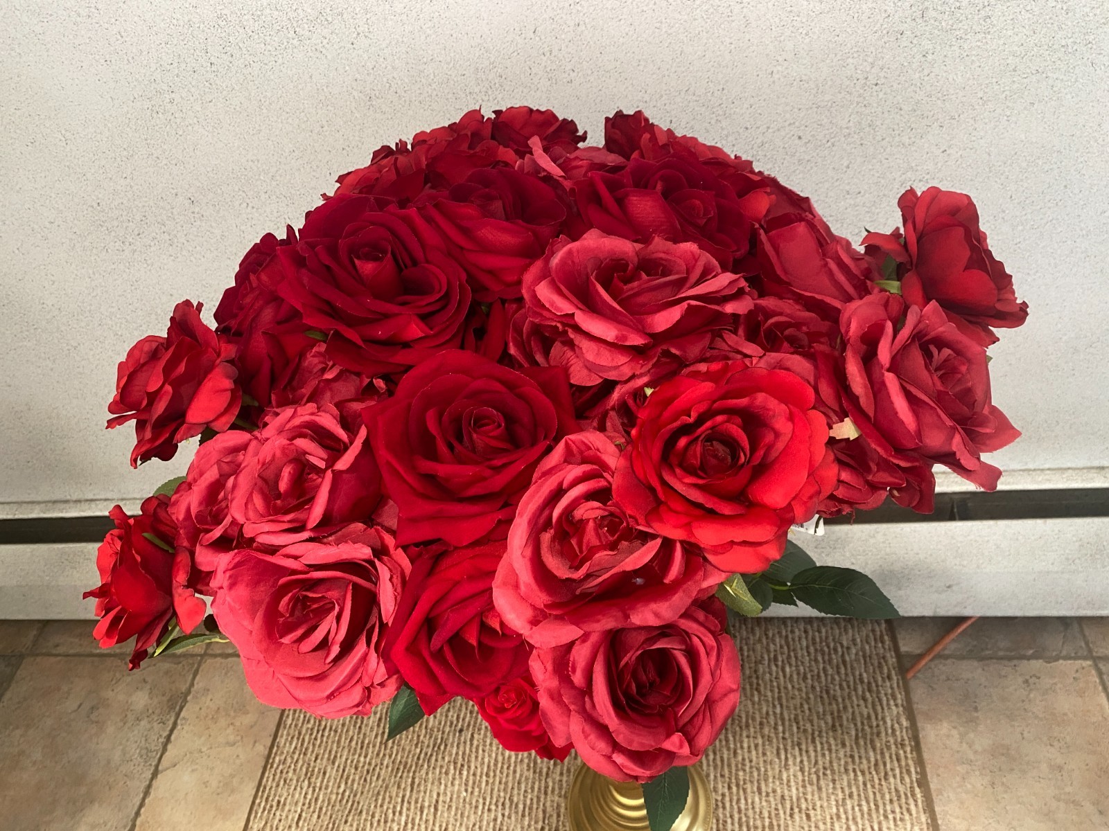 Ashland Faux Red Roses Lot x40 Full Stem + 8 Cut Stems Silk Flowers Wedding DIY