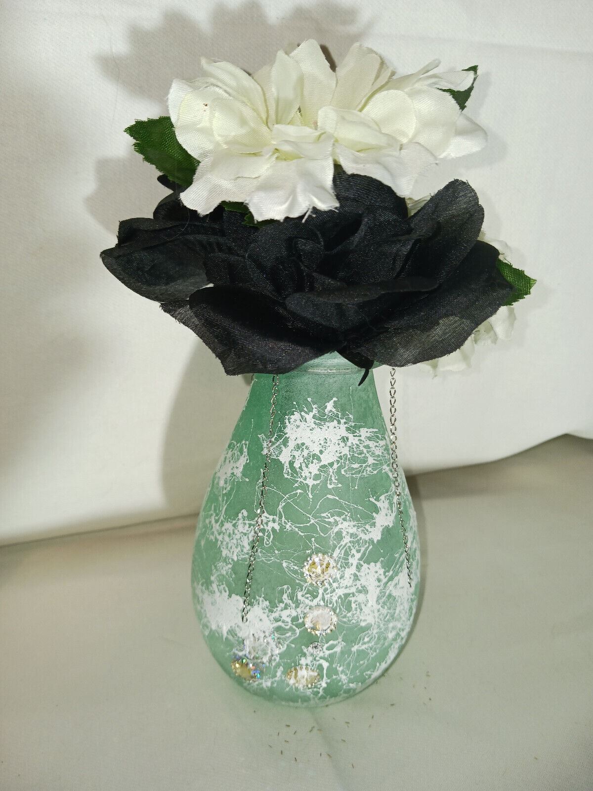 Artificial Flower Arrangement Green Glass Vase With Silver Chain Valentines Day