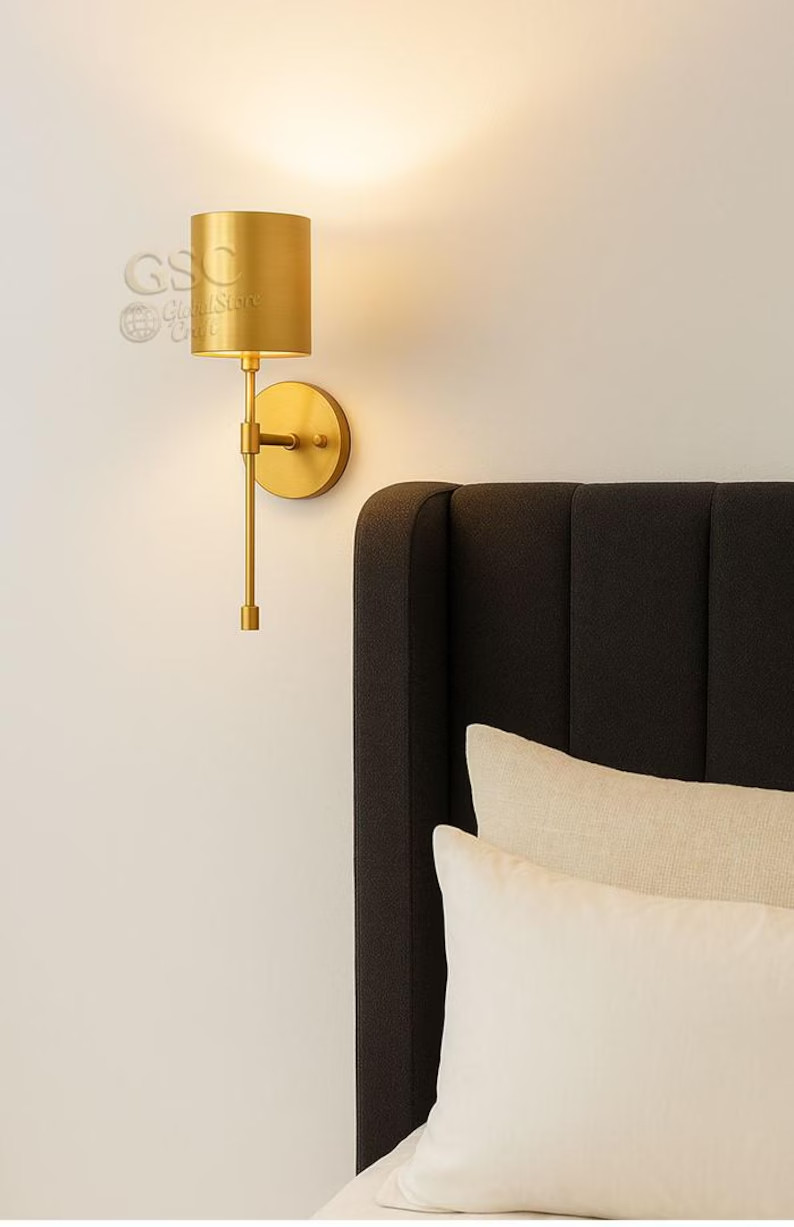 Modern Brass Wall Sconce – Minimalist Gold Finish Light Fixture for Bedroom, Liv