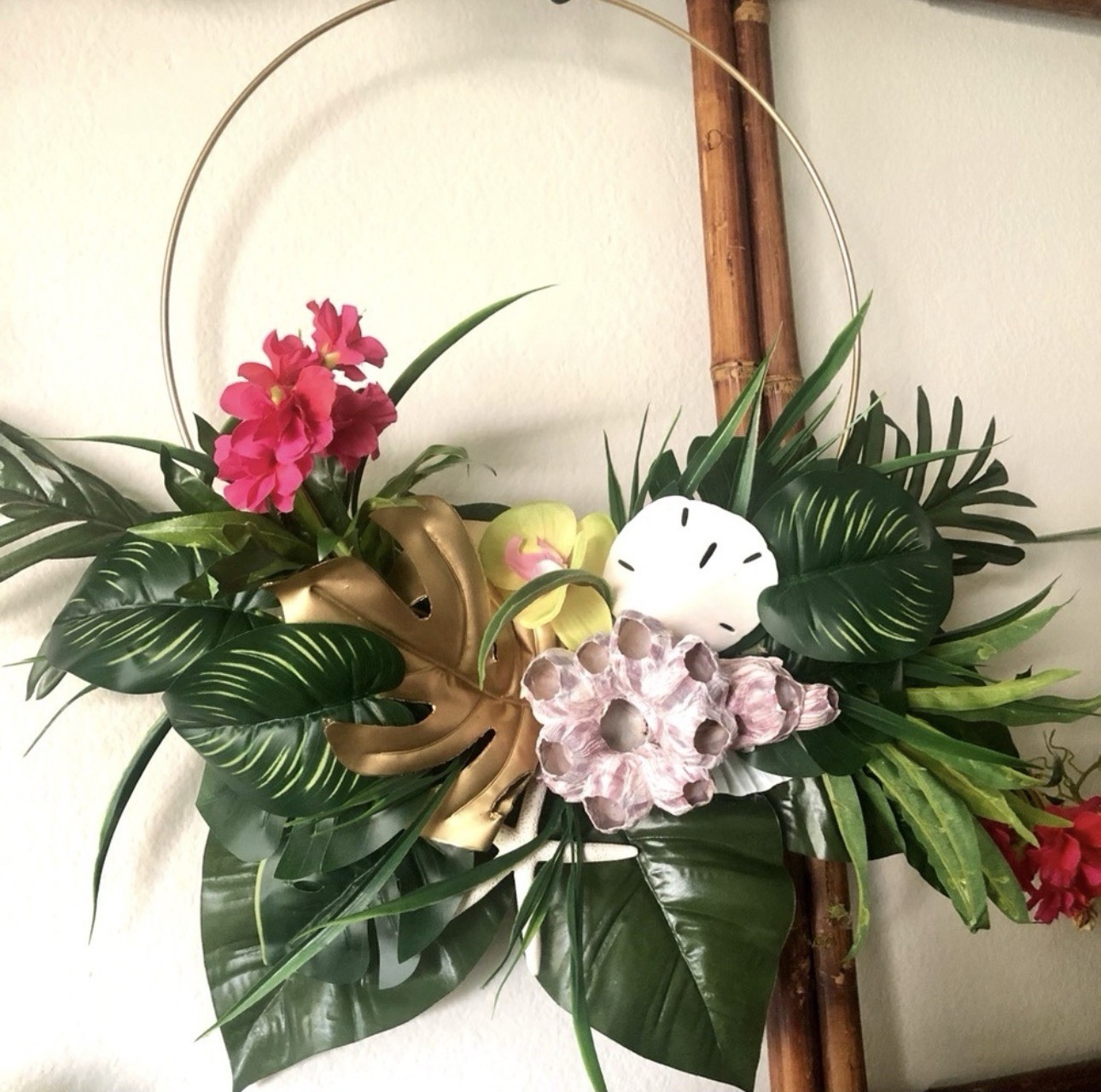 🌴 🌺Gold Hoop Tropical Seashell & Sea Life Wreath