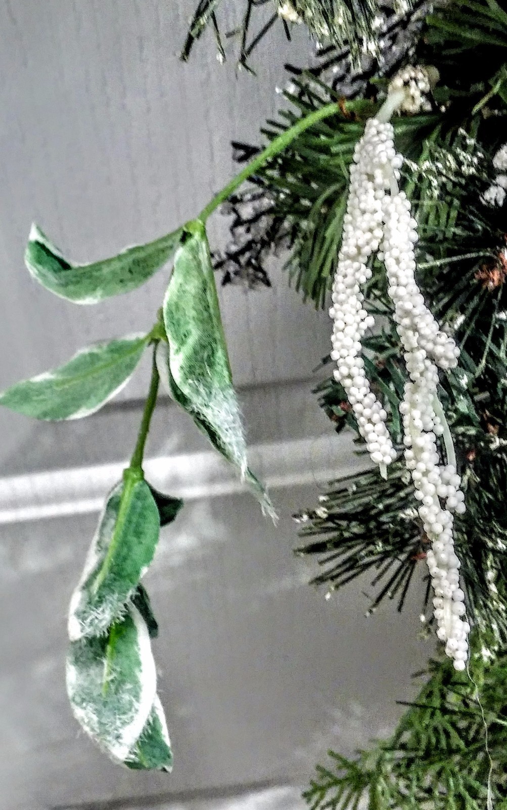 NWT 37″T Christmas Teardrop-Snowy & Icy Pine, Cones & Silver & White Ornaments