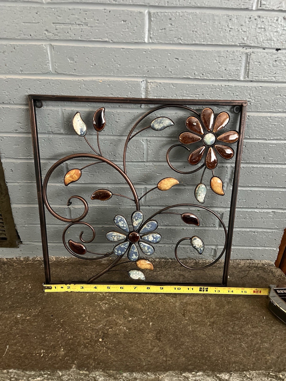 Unique Square Brown Metal Mosaic Style Curled Leaf. Hanging Decor 14 X 14in