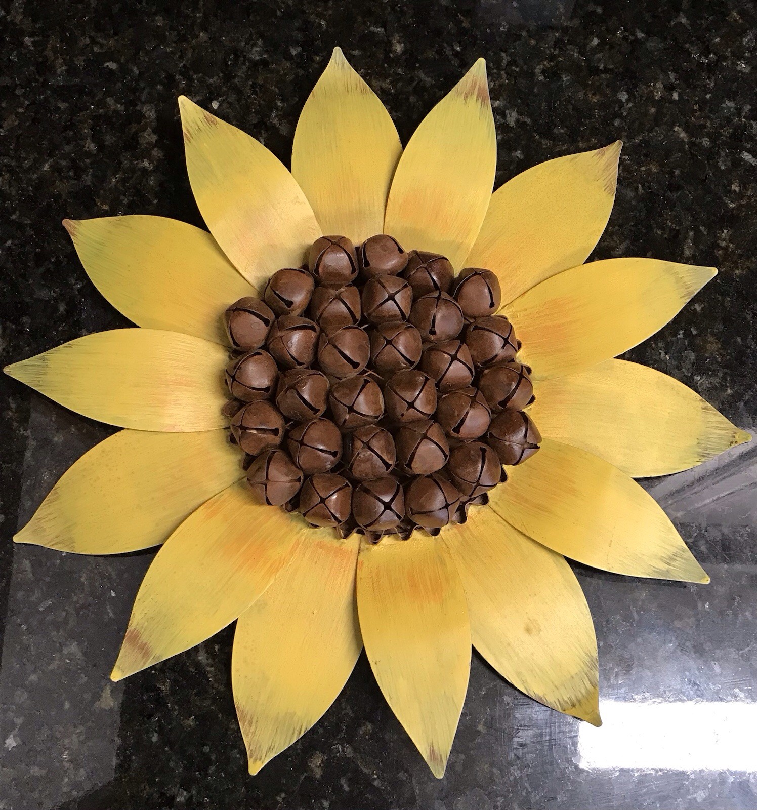 Sunflower Metal Garden Decor Outdoor Indoor Wall Art Bell Center 13.5″ Rare