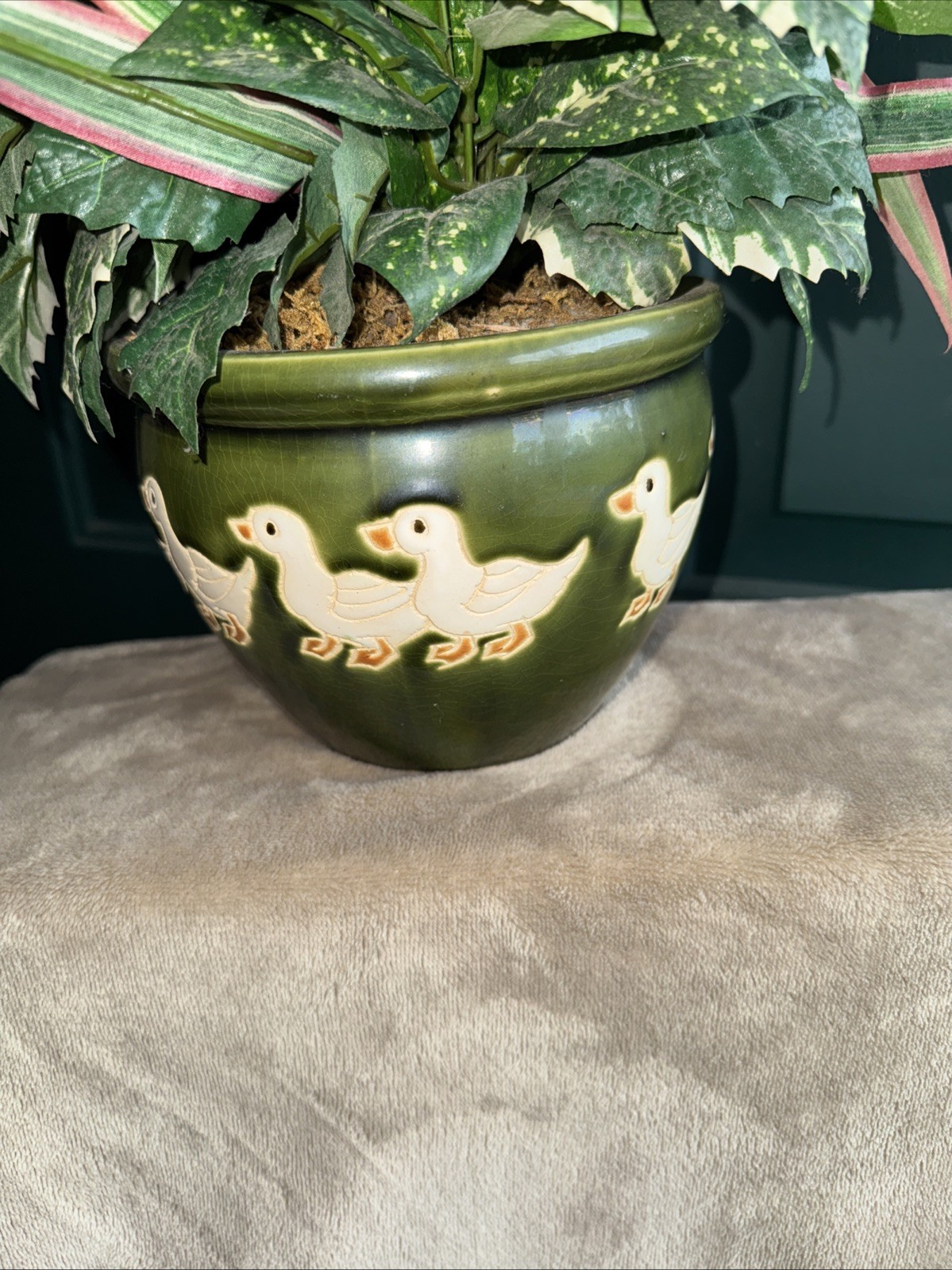 Vintage green ceramic pot featuring a pattern of ducks W/ Artificial Greenery