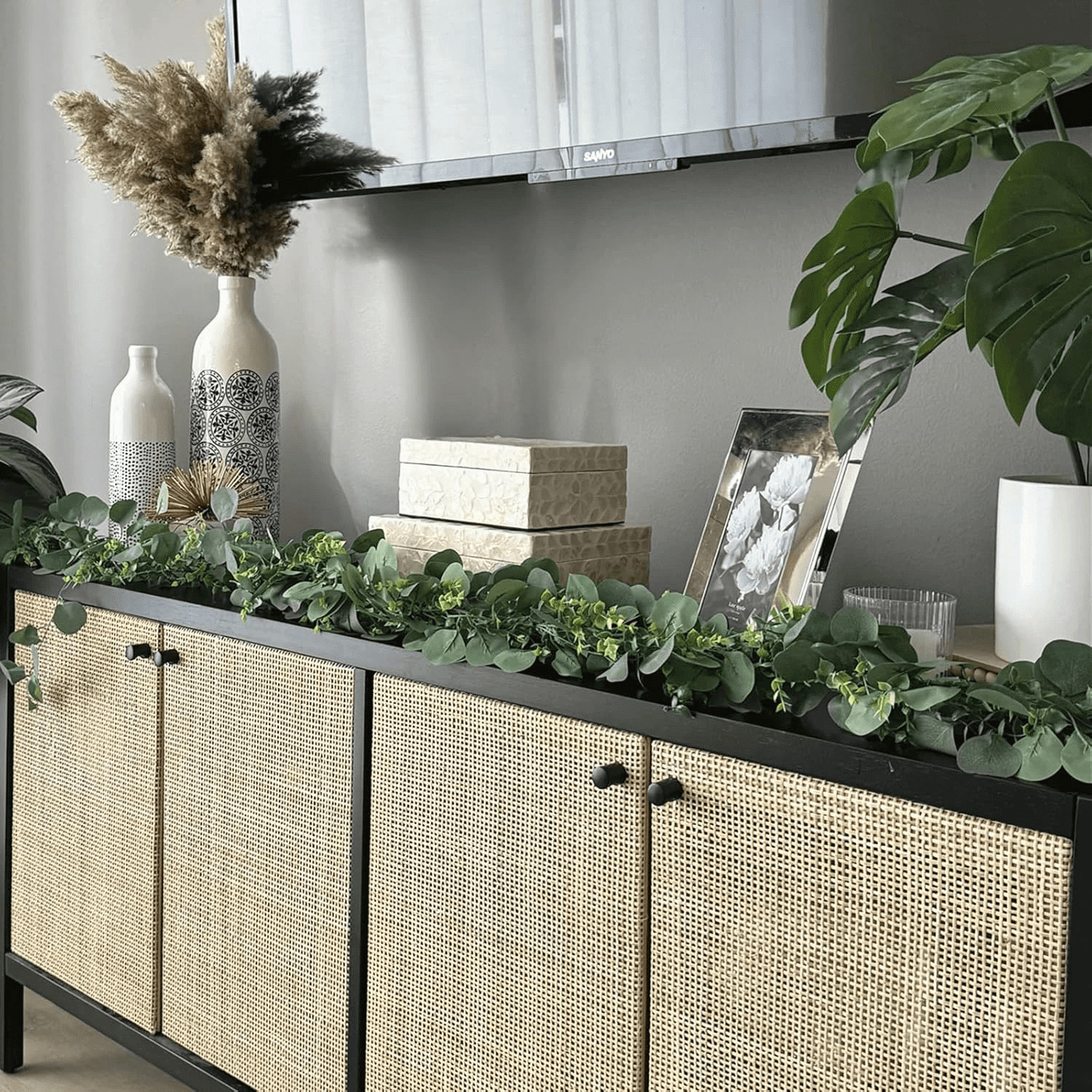 Artificial Eucalyptus Garland – Fake Greenery Vines with Realistic Leaves