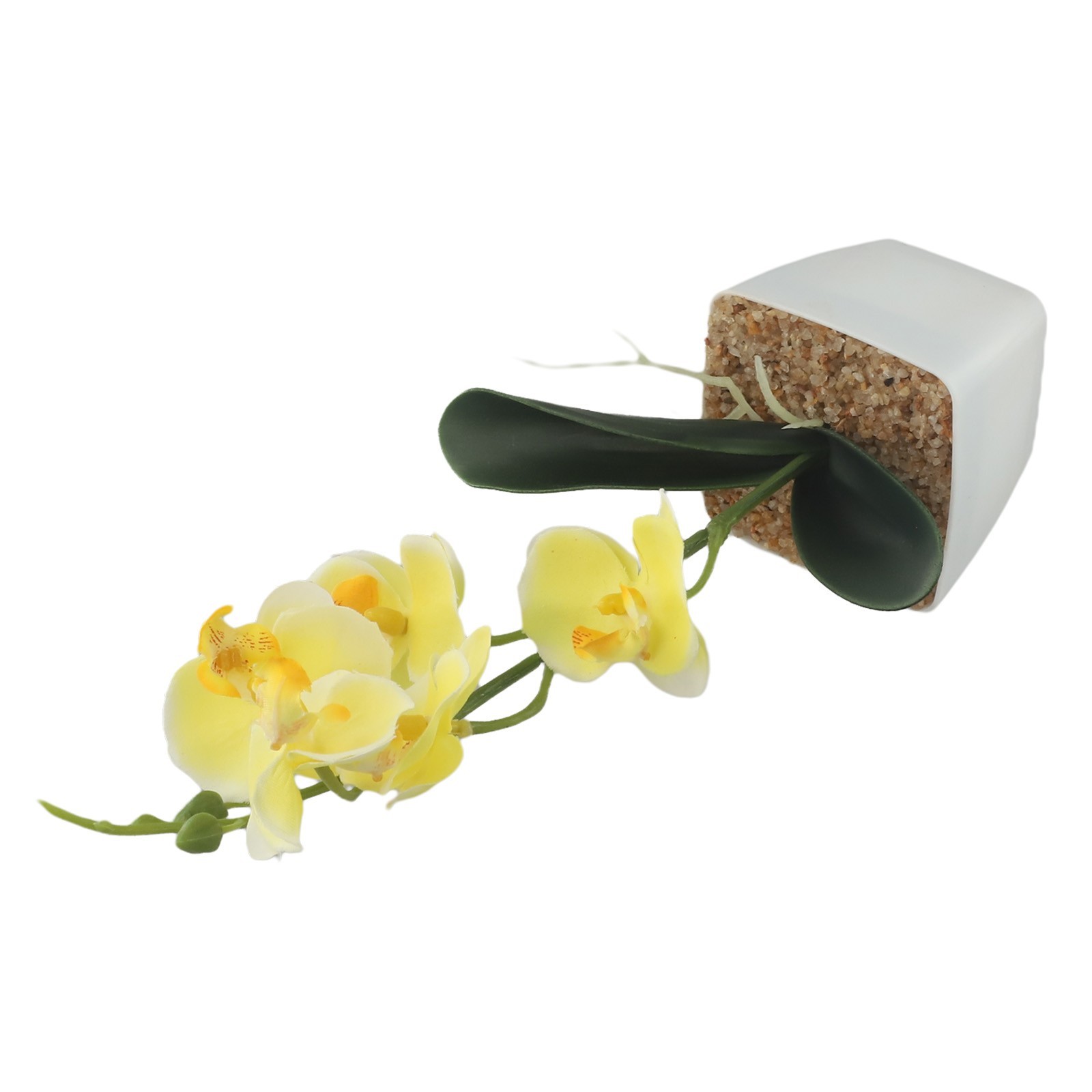 Beautiful Simulated Potted Plant Suitable for both Indoor and Outdoor Use