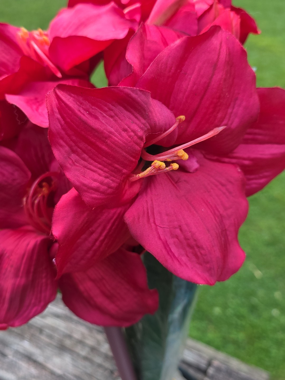 Red Faux Artificial Amaryllis Flowers 27″ Long Stem Bundle 6 Bouquet Set Silk
