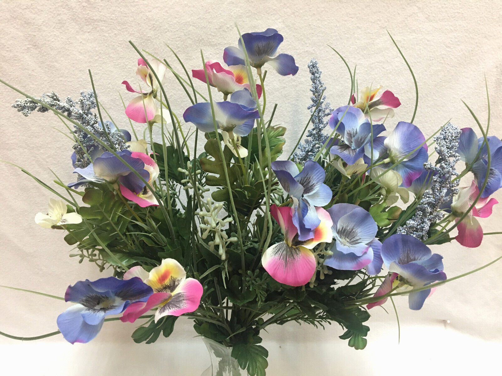 Artificial Flowers Spring Mix Pink White Blue Stems Leaves Lot of 2 Bunches