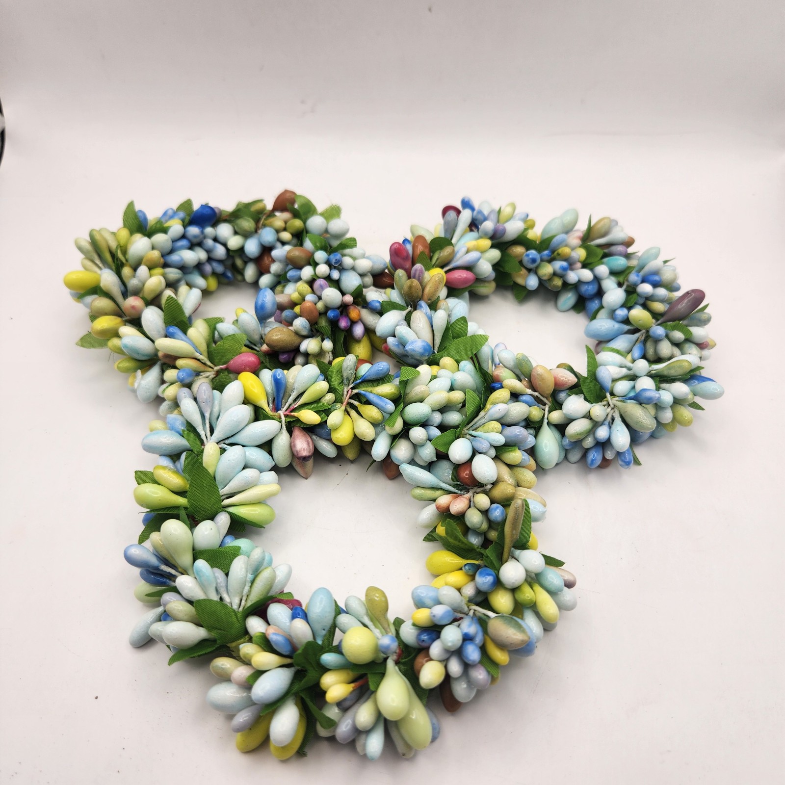 Seabreeze Pip Berry Candle Rings – Decorative Mini-Wreaths – Set of 3