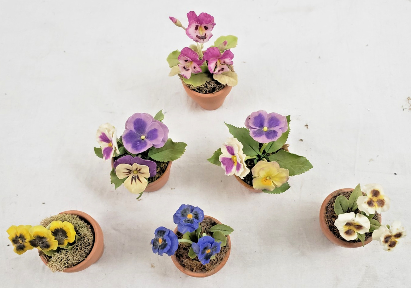SET OF 6 GLOXINIA ARTIFICIAL FLOWERS IN PLANT POTS MINIATURES