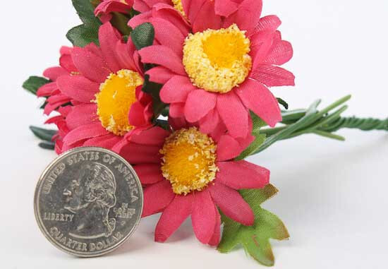 Set of 18 Small 4-1/2″ Tall Hot Pink Artificial Daisy Bunches