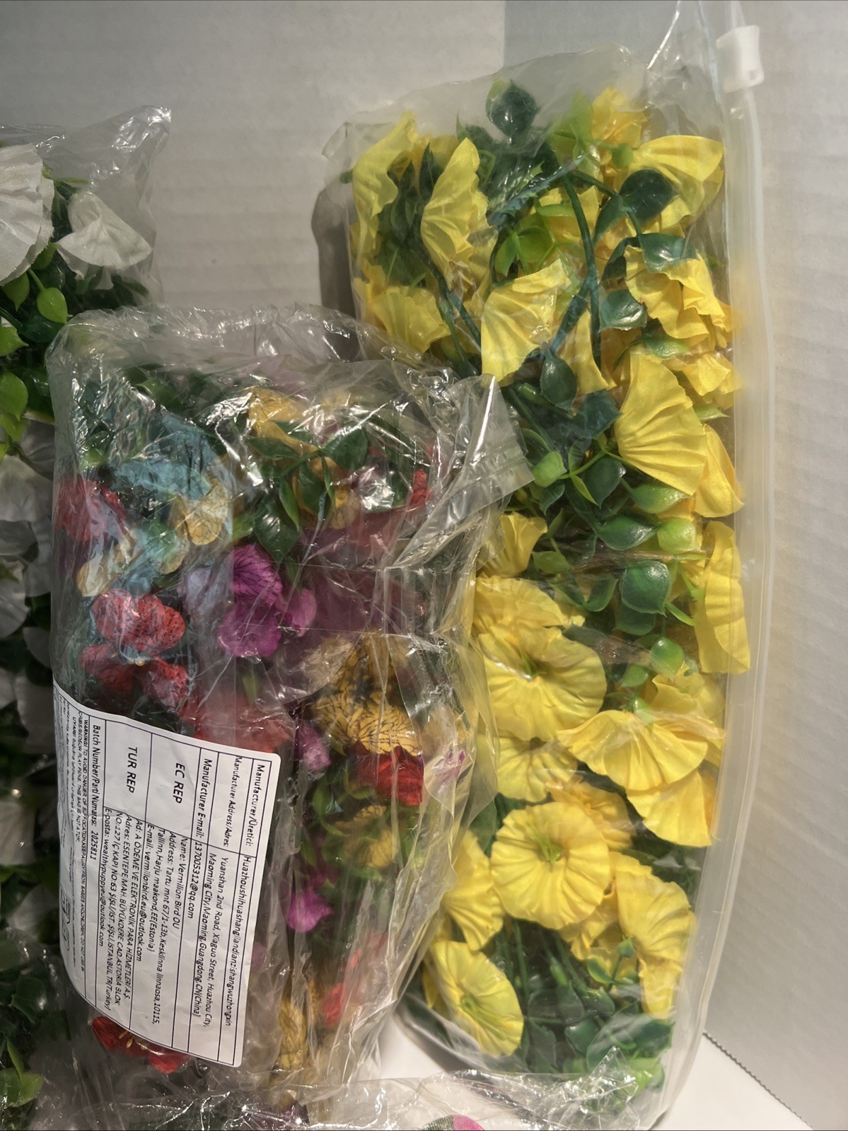 15 pc New Assorted Artificial Flowers Indoors Outdoors Spring Decoration Basket