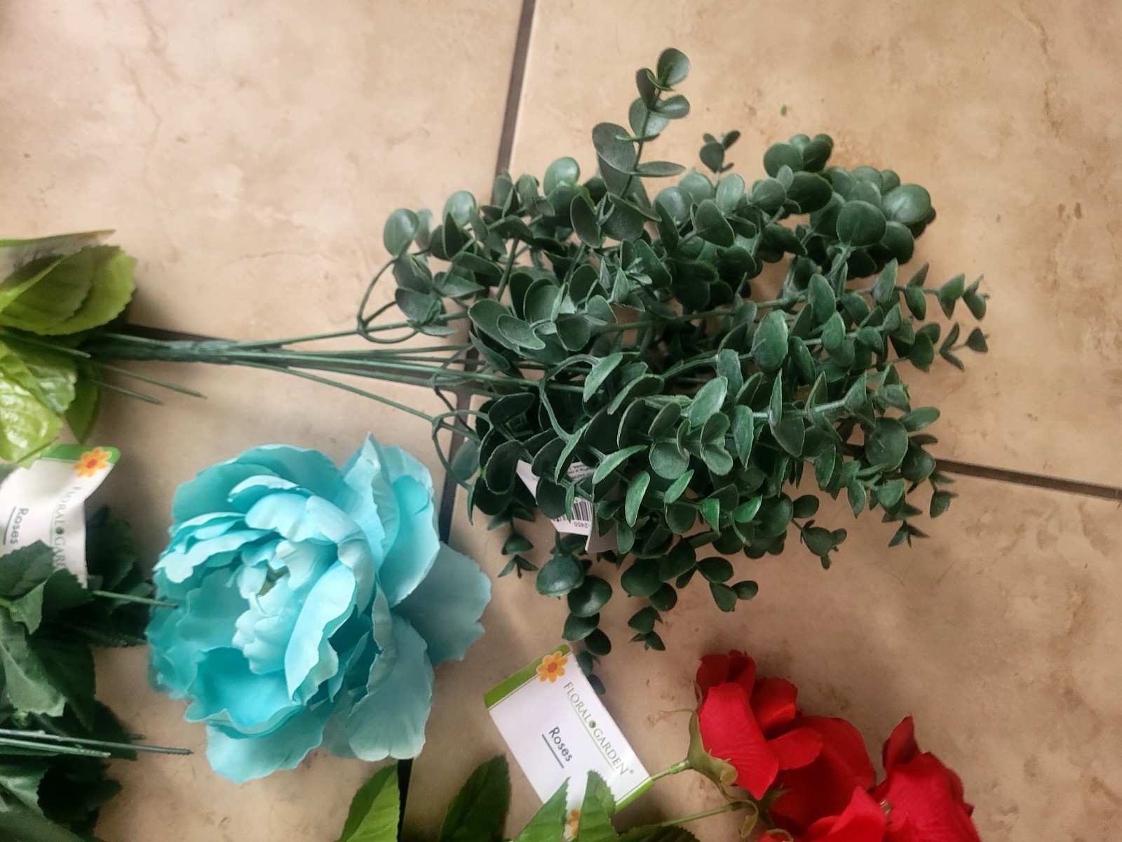 Mixed Artificial Flower & Greenery Stem Lot Roses Hydrangea Floral Craft Decor
