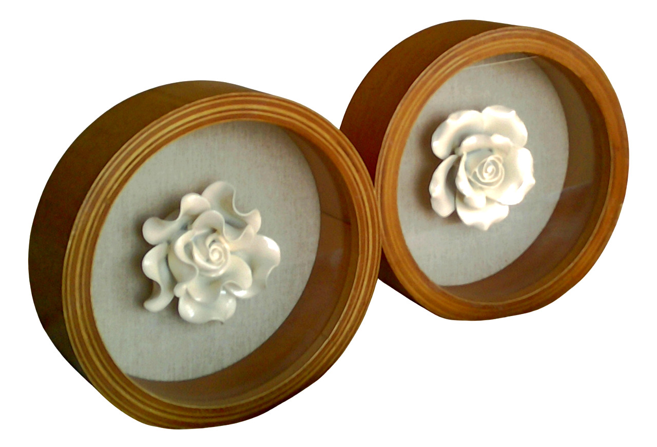 Set of 2 Ceramic White Rose Art Wall Decor In Round Wood Shadow Box Frame