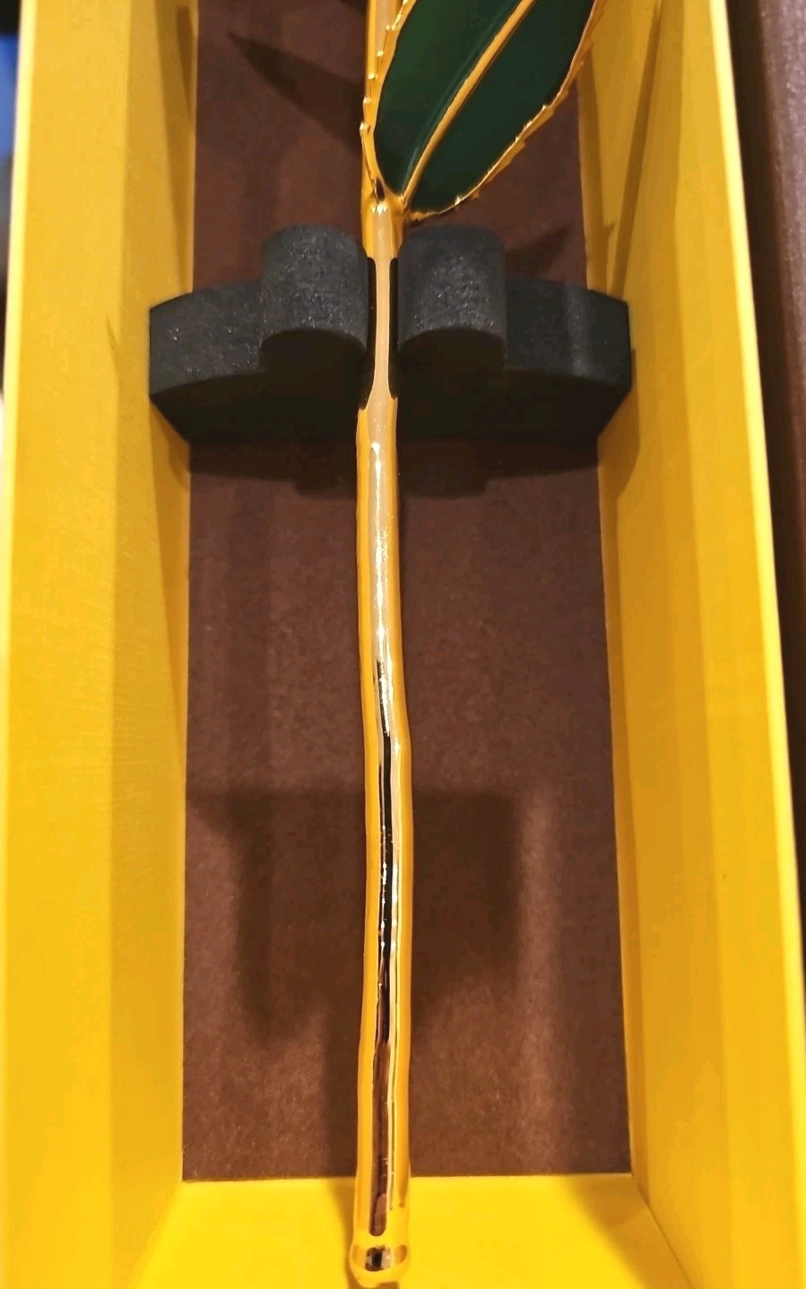 24K Gold Dipped Long Stem Real Rose in Gift Box – Perfect gift for any occasion!