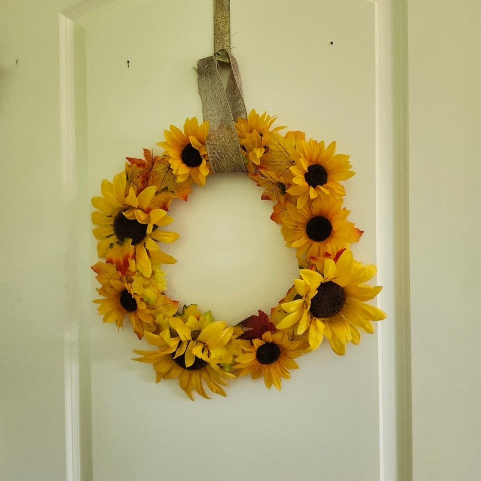 Hand Crafted Yellow Sunflower Floral Wreath Summer Door Wall Decoration