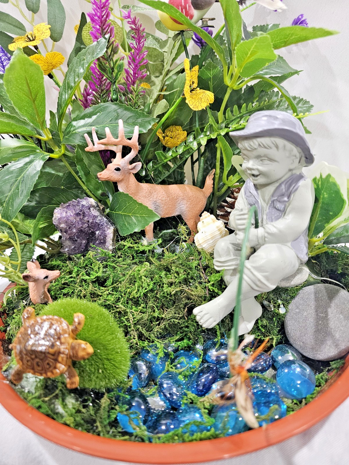 Dish Garden Artificial Flowers greenery Arrangement BOY FISHING deer other