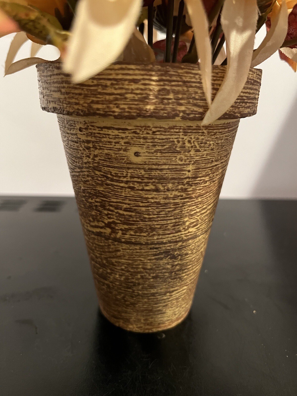 Pier 1 Fall Mums & Leaves Faux Floral Arrangement Yellow/brown Pot 9” Tall