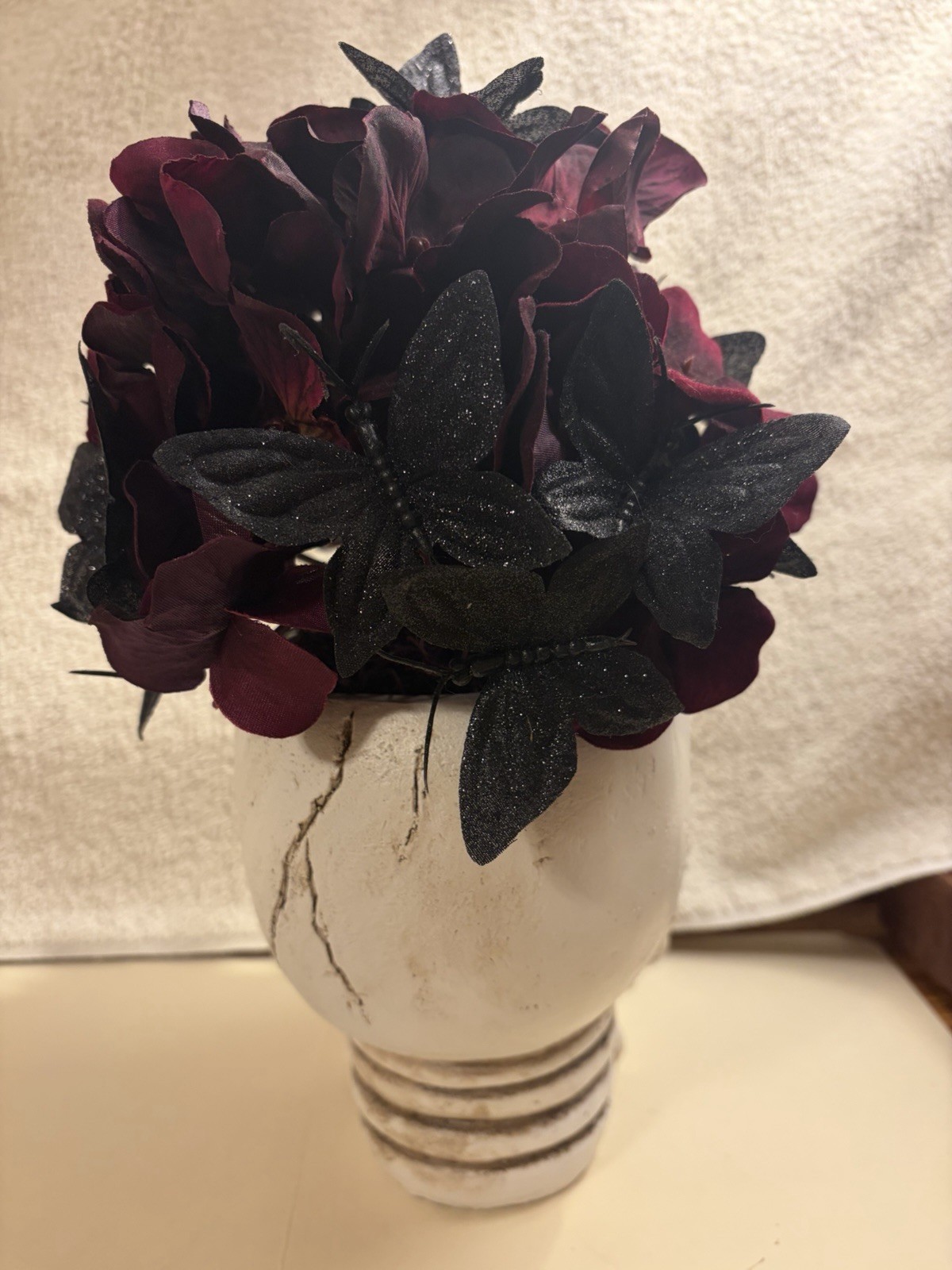 Haunted Floral Spooky Skull Vase Burgundy Hydrangeas Black Butterfly Halloween