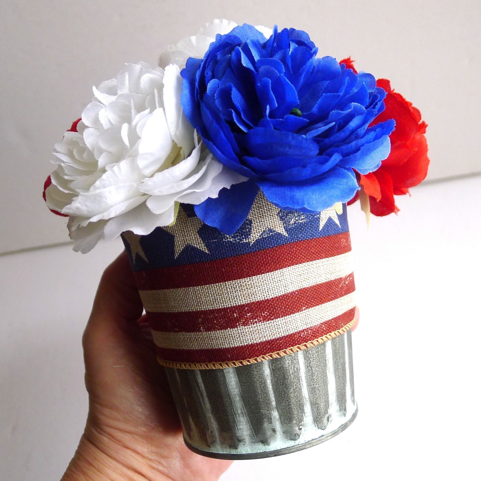 Patriotic USA Floral Arrangement, July 4th Holiday Decoration, Rustic Americana