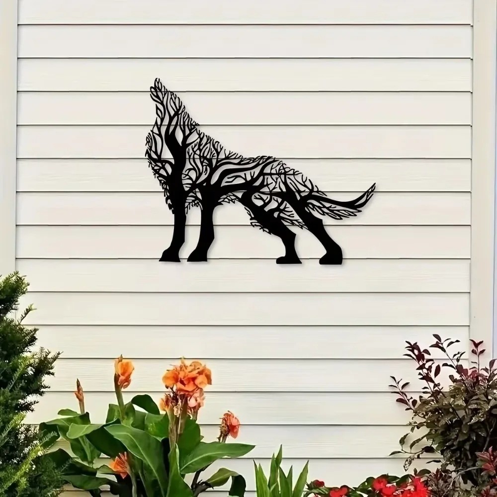 Unique Tree Branch Wolf Iron Wall Art – Elegant Living Room Decor Masterpiece