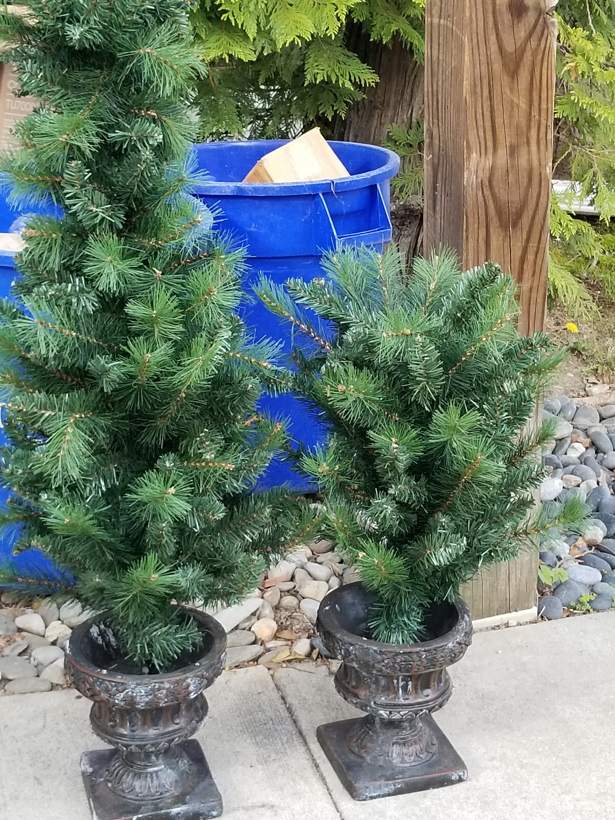 A PAIR OF DECRATIVE ARTIFICIAL FAUX POTTED PORCH PINE PLANTS 4′