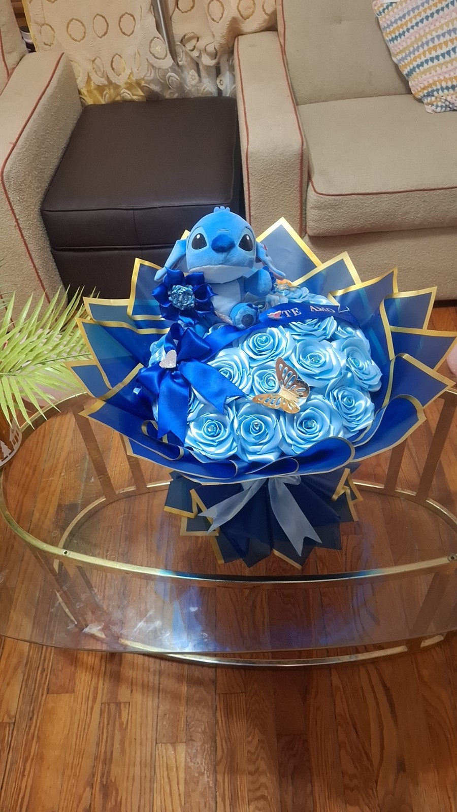 Blue Artificial Silk Rose Bouquet with Plush Cartoon Toy Arrangement